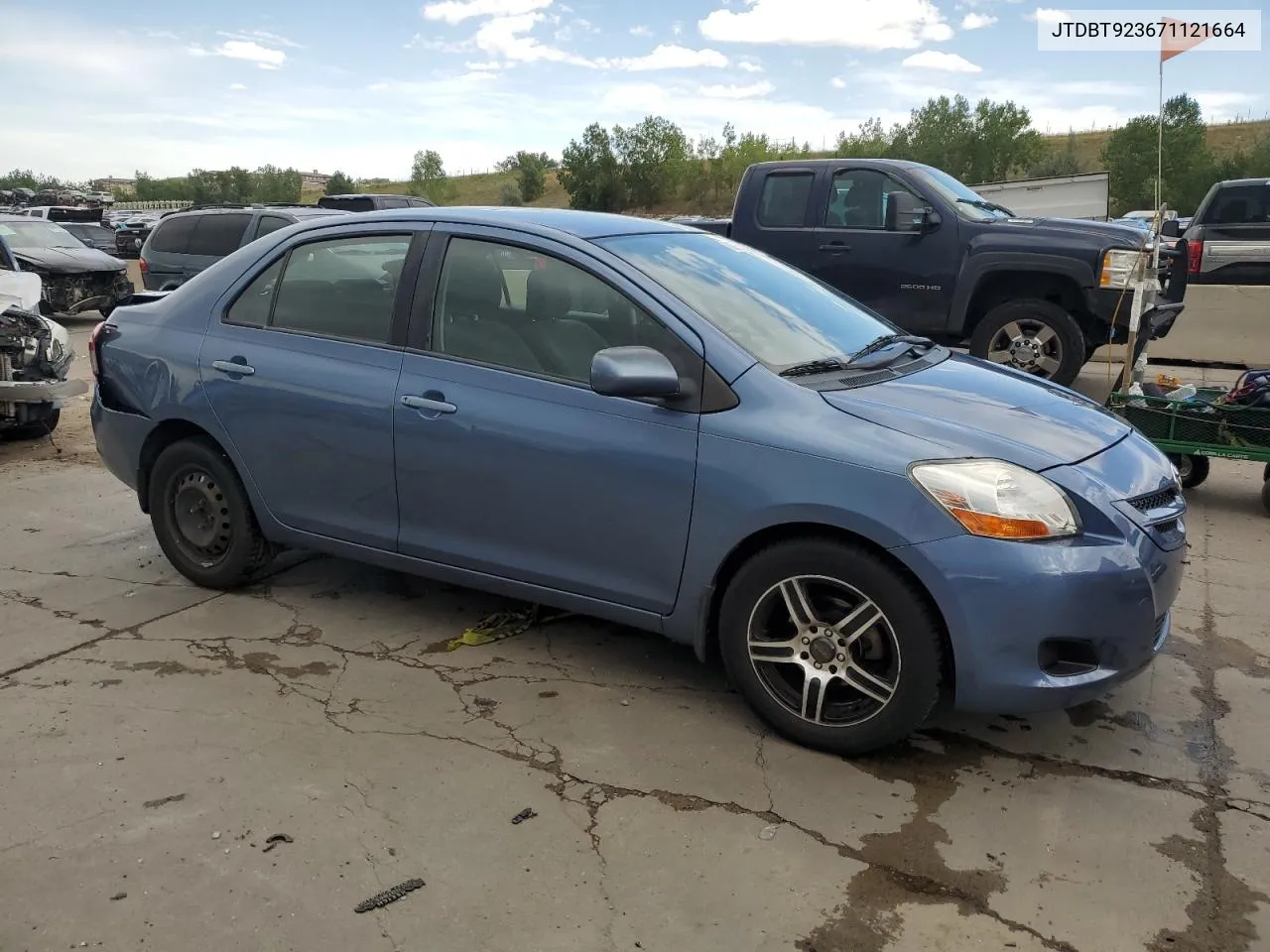 2007 Toyota Yaris VIN: JTDBT923671121664 Lot: 69721764