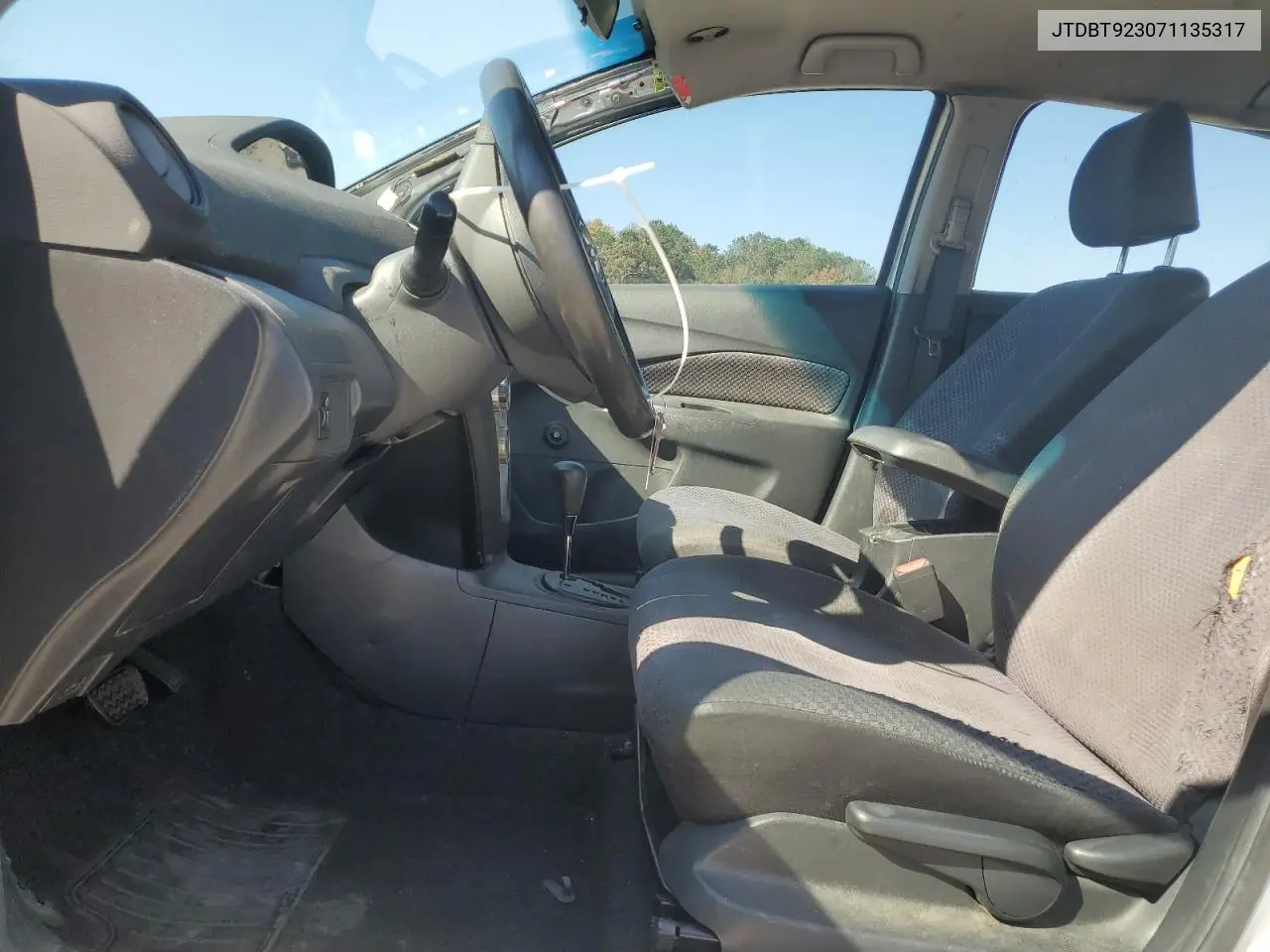 JTDBT923071135317 2007 Toyota Yaris