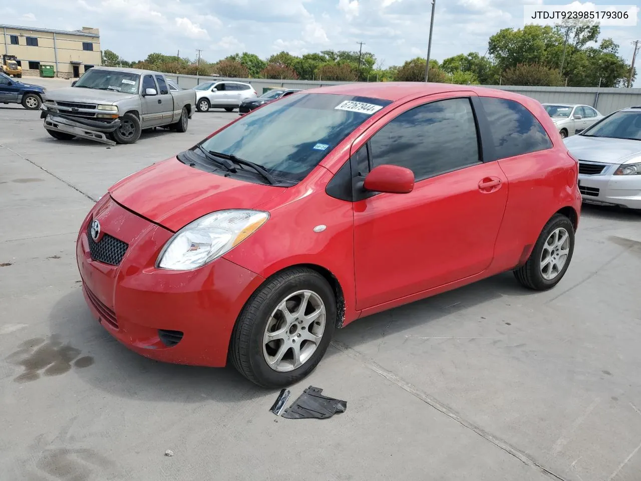 2008 Toyota Yaris VIN: JTDJT923985179306 Lot: 67267944