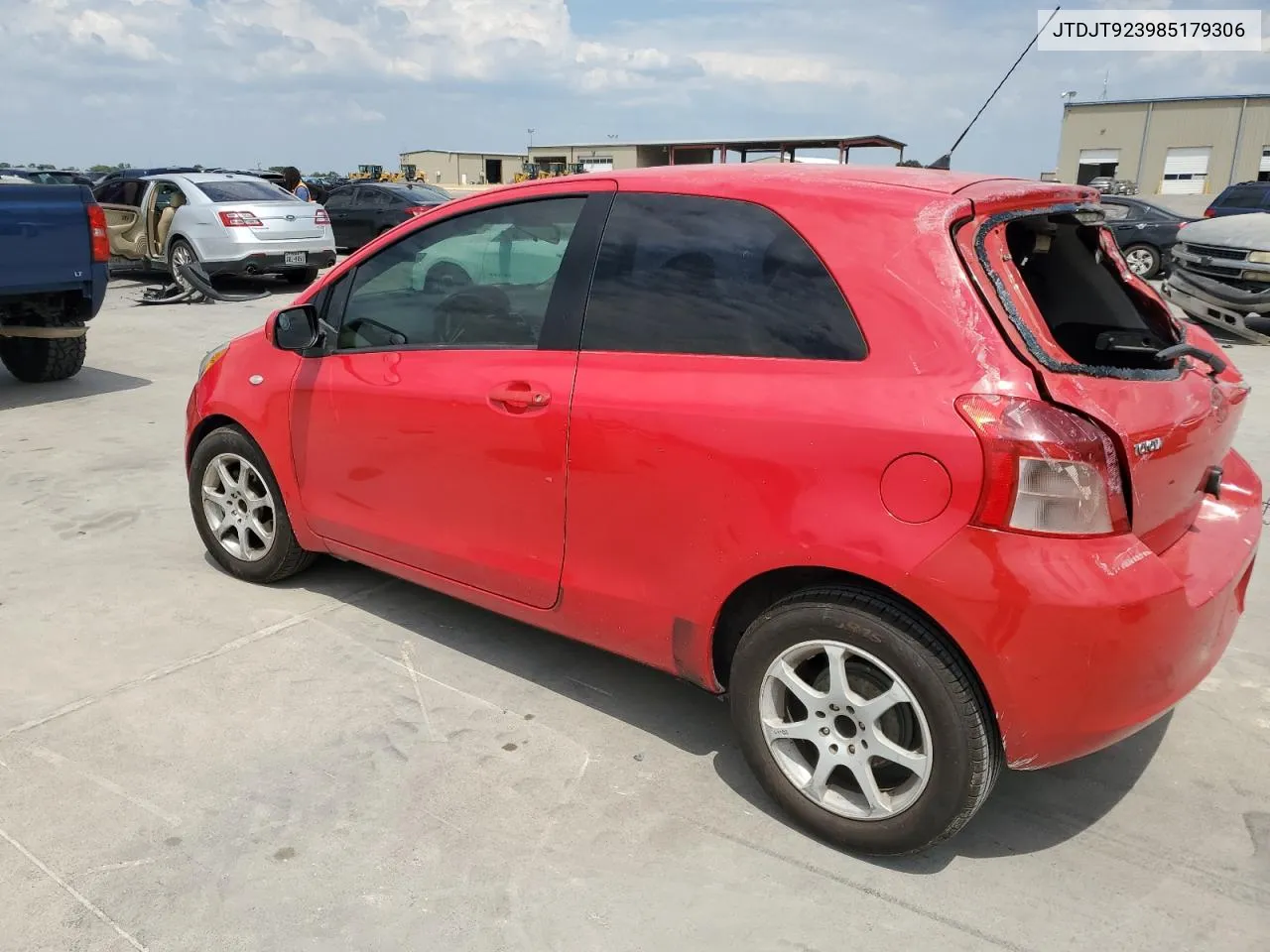 2008 Toyota Yaris VIN: JTDJT923985179306 Lot: 67267944