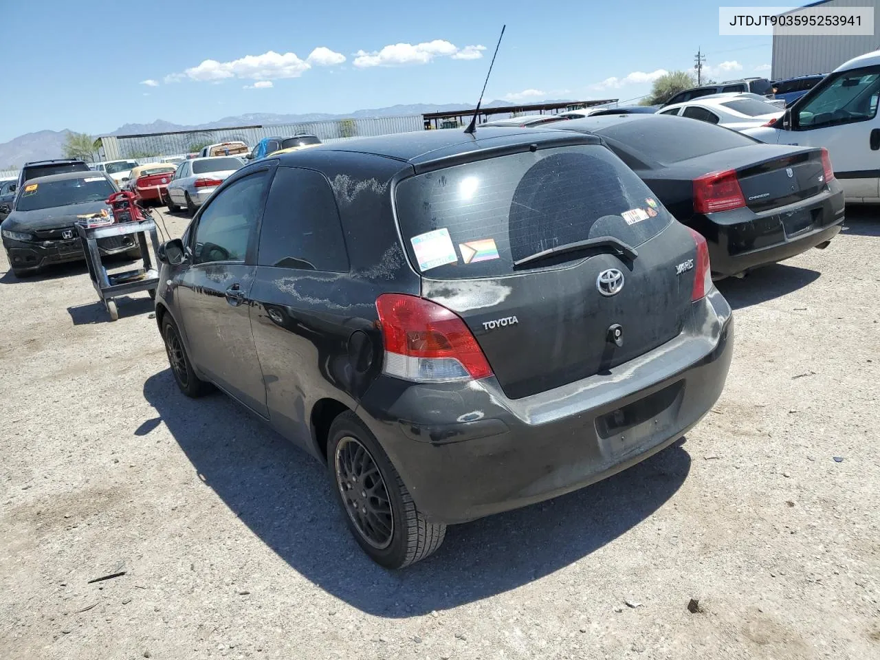 2009 Toyota Yaris VIN: JTDJT903595253941 Lot: 46709094