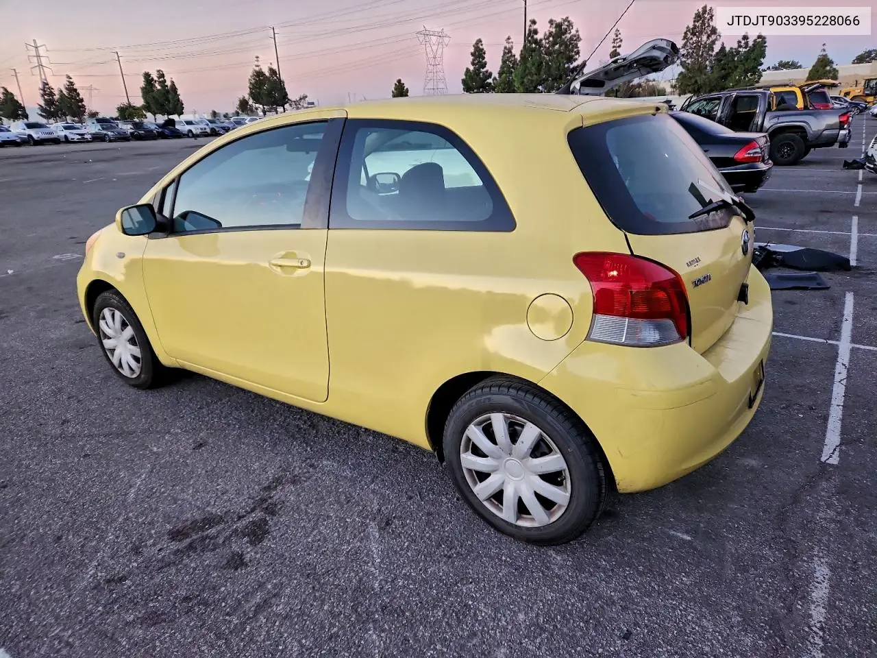 JTDJT903395228066 2009 Toyota Yaris