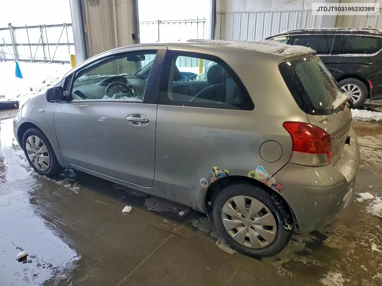 JTDJT903195232388 2009 Toyota Yaris
