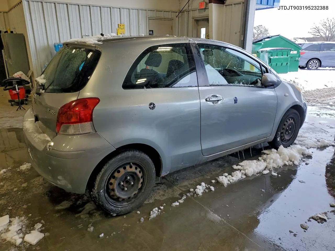 JTDJT903195232388 2009 Toyota Yaris