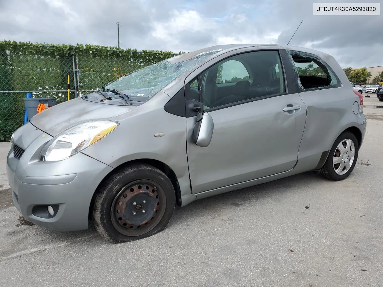 JTDJT4K30A5293820 2010 Toyota Yaris