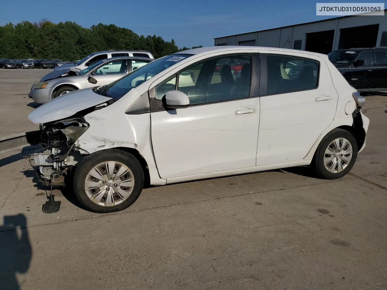 JTDKTUD31DD551063 2013 Toyota Yaris