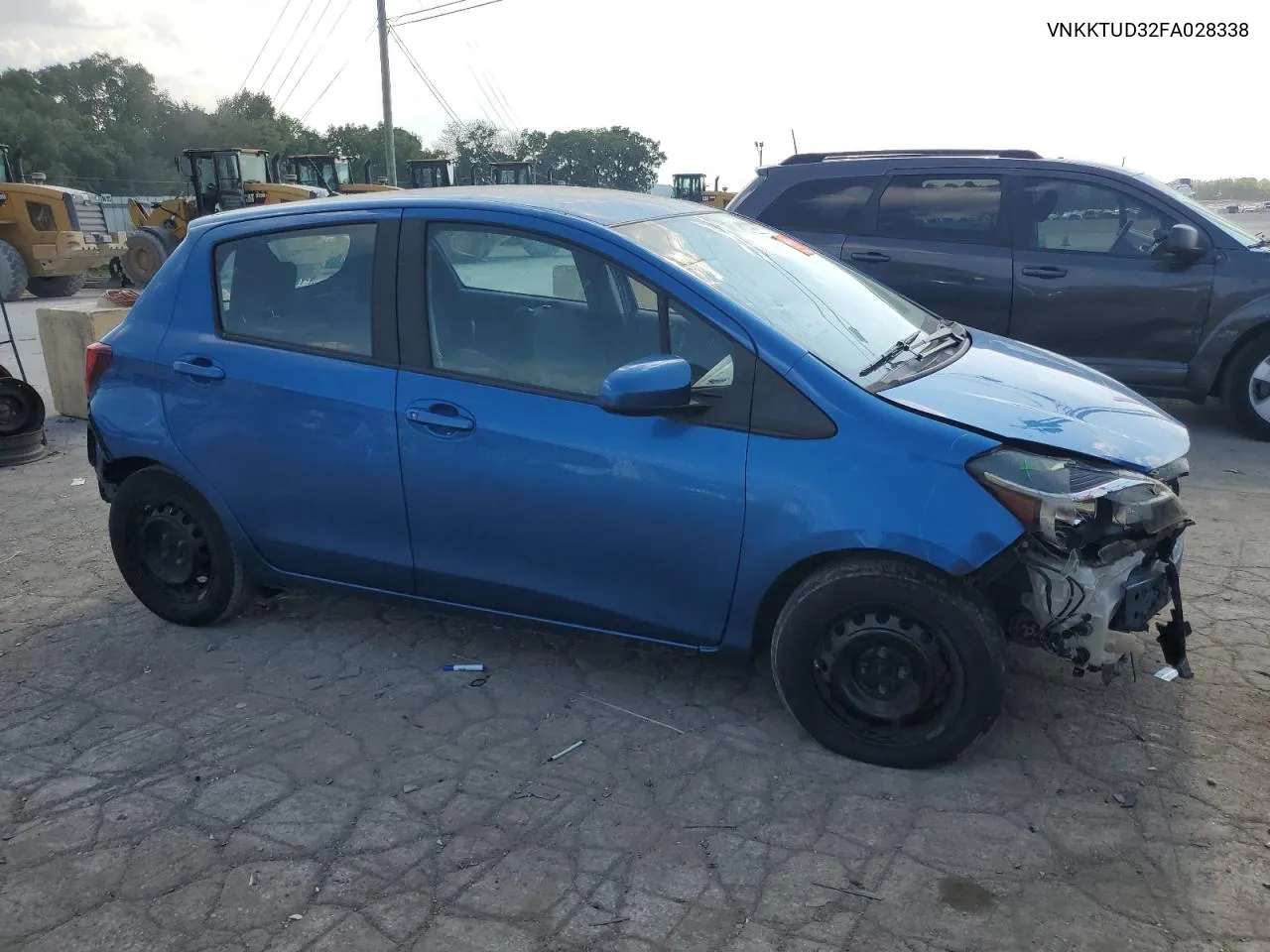 VNKKTUD32FA028338 2015 Toyota Yaris