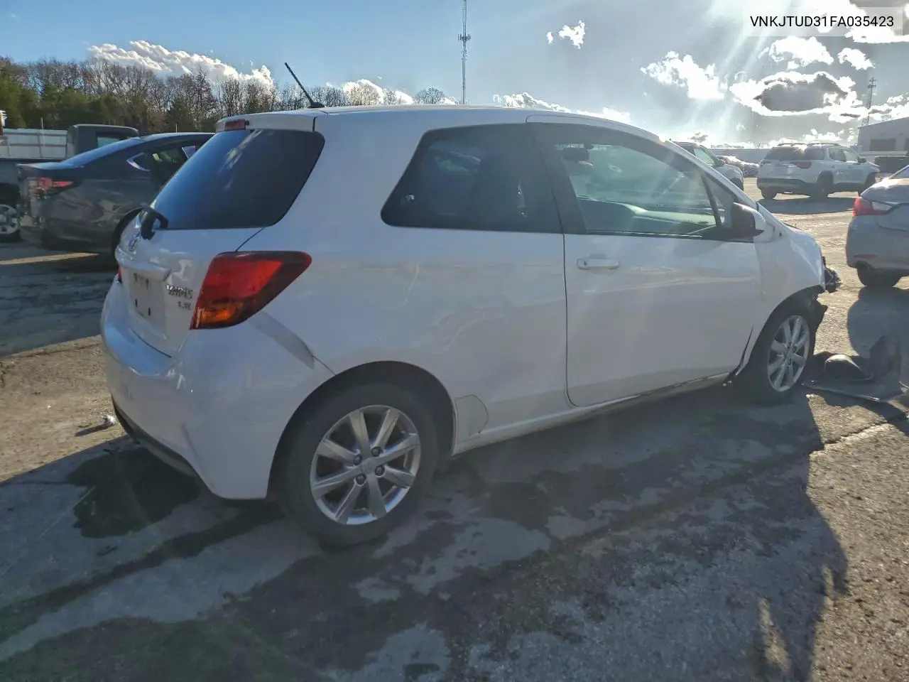 VNKJTUD31FA035423 2015 Toyota Yaris