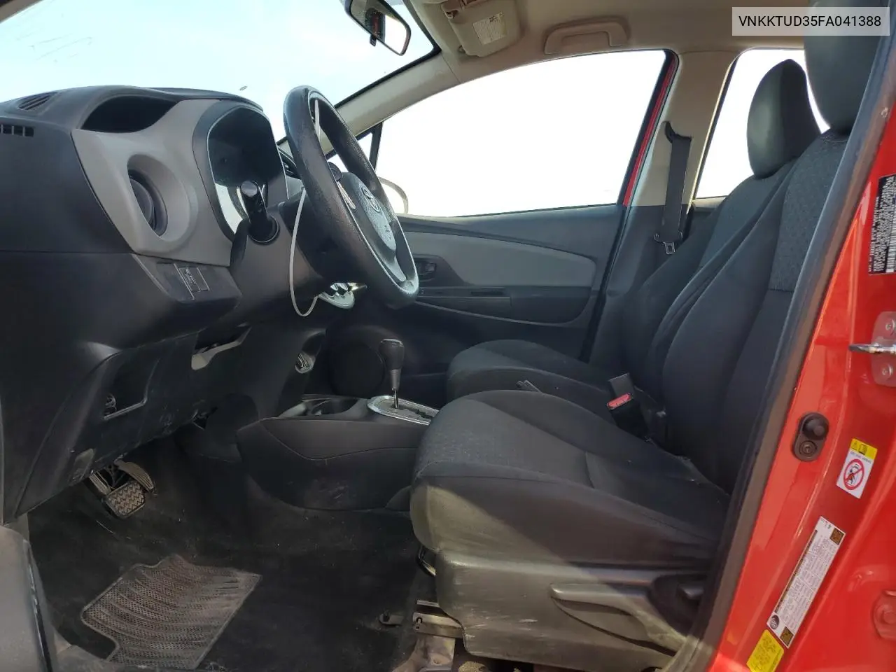 VNKKTUD35FA041388 2015 Toyota Yaris