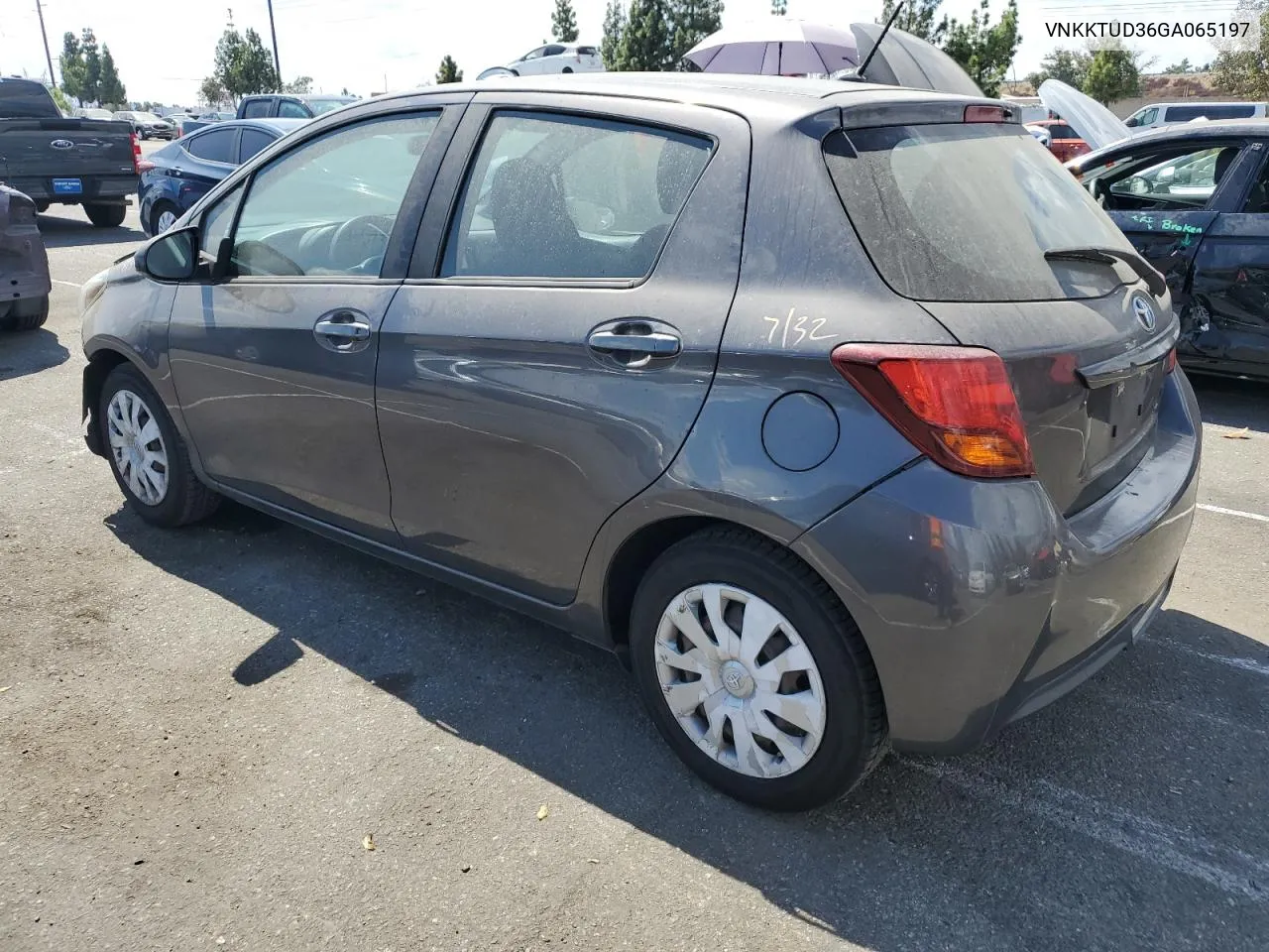 VNKKTUD36GA065197 2016 Toyota Yaris L