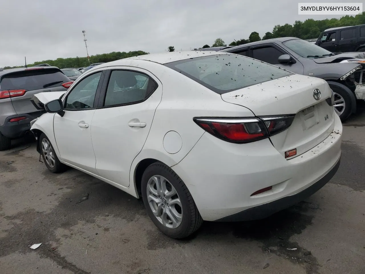 3MYDLBYV6HY153604 2017 Toyota Yaris Ia