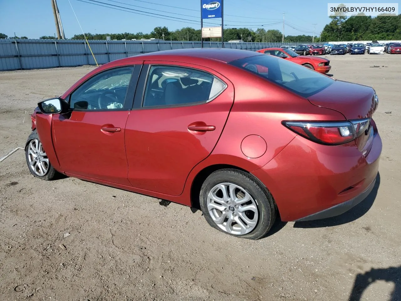 3MYDLBYV7HY166409 2017 Toyota Yaris Ia