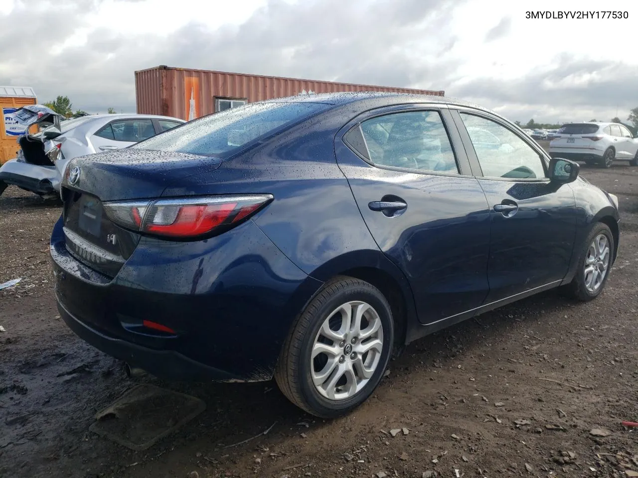 3MYDLBYV2HY177530 2017 Toyota Yaris Ia