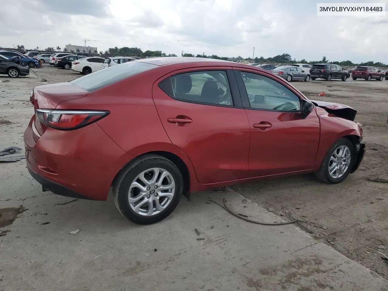 3MYDLBYVXHY184483 2017 Toyota Yaris Ia