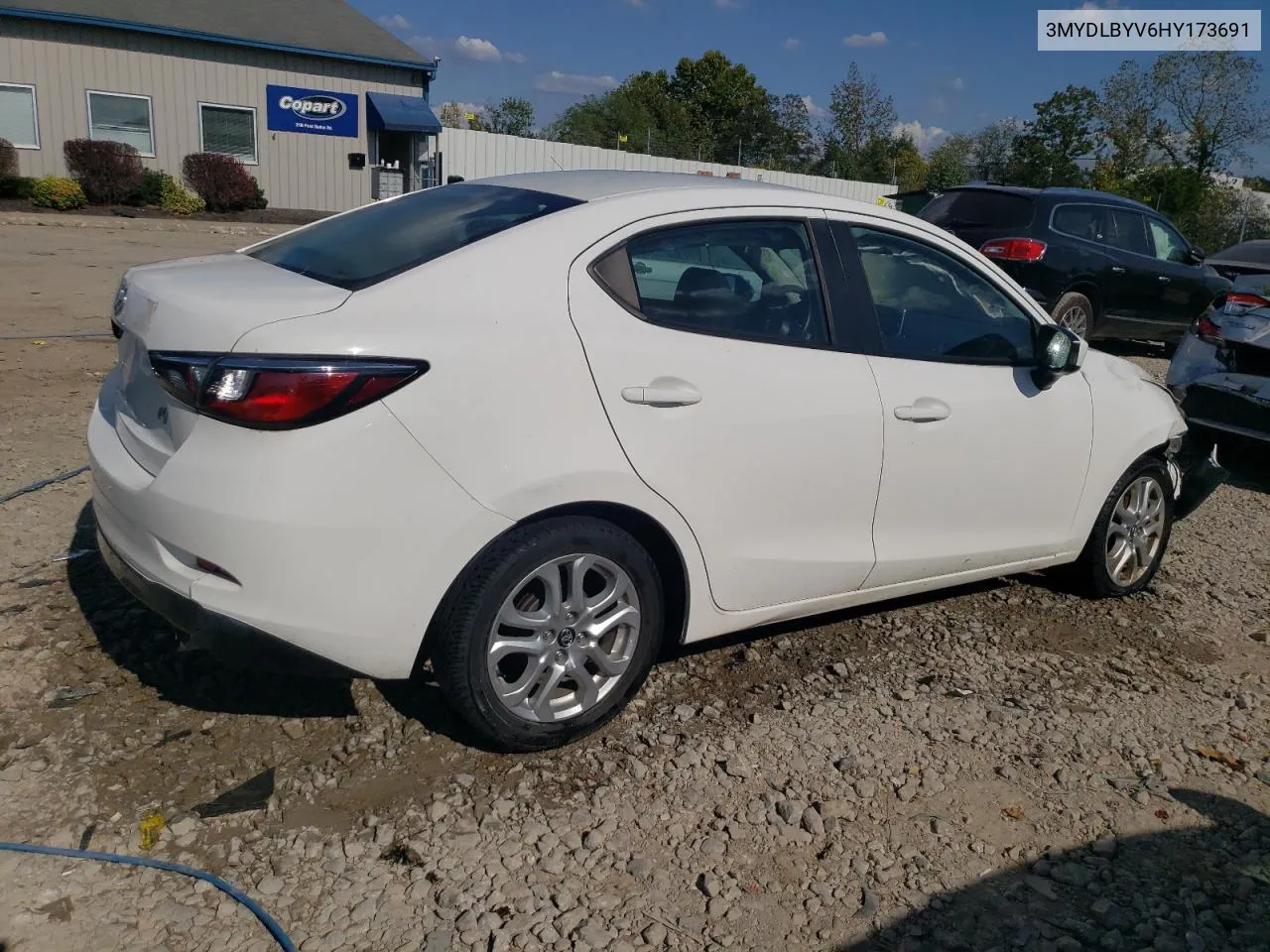 3MYDLBYV6HY173691 2017 Toyota Yaris Ia