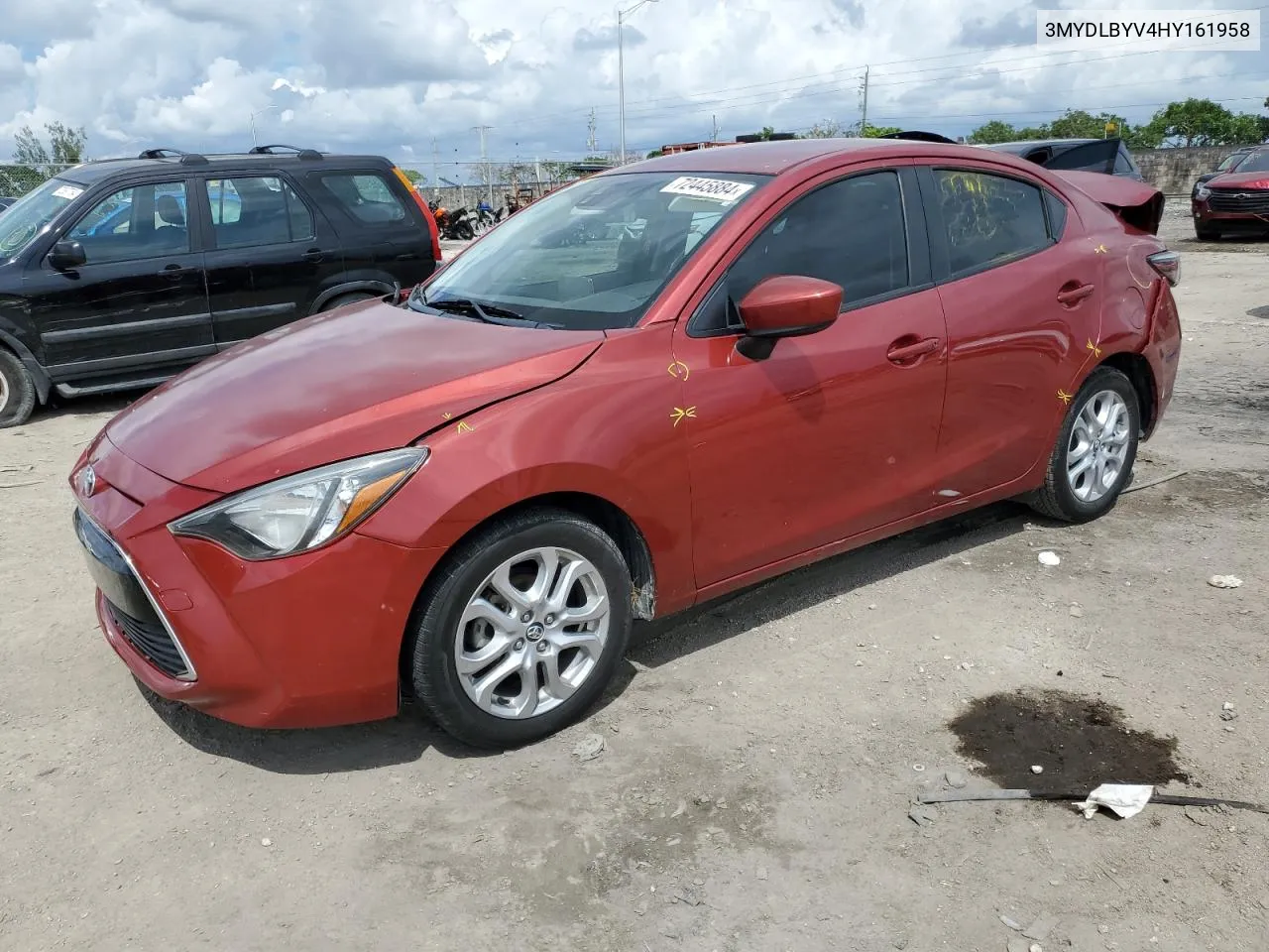 3MYDLBYV4HY161958 2017 Toyota Yaris Ia