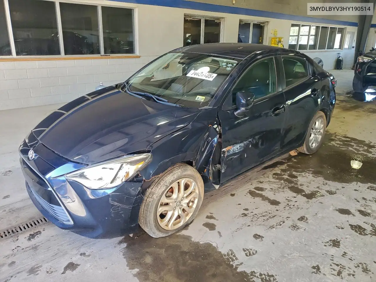 3MYDLBYV3HY190514 2017 Toyota Yaris Ia