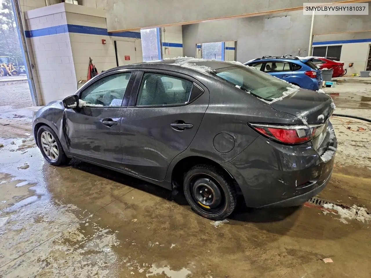 3MYDLBYV5HY181037 2017 Toyota Yaris Ia