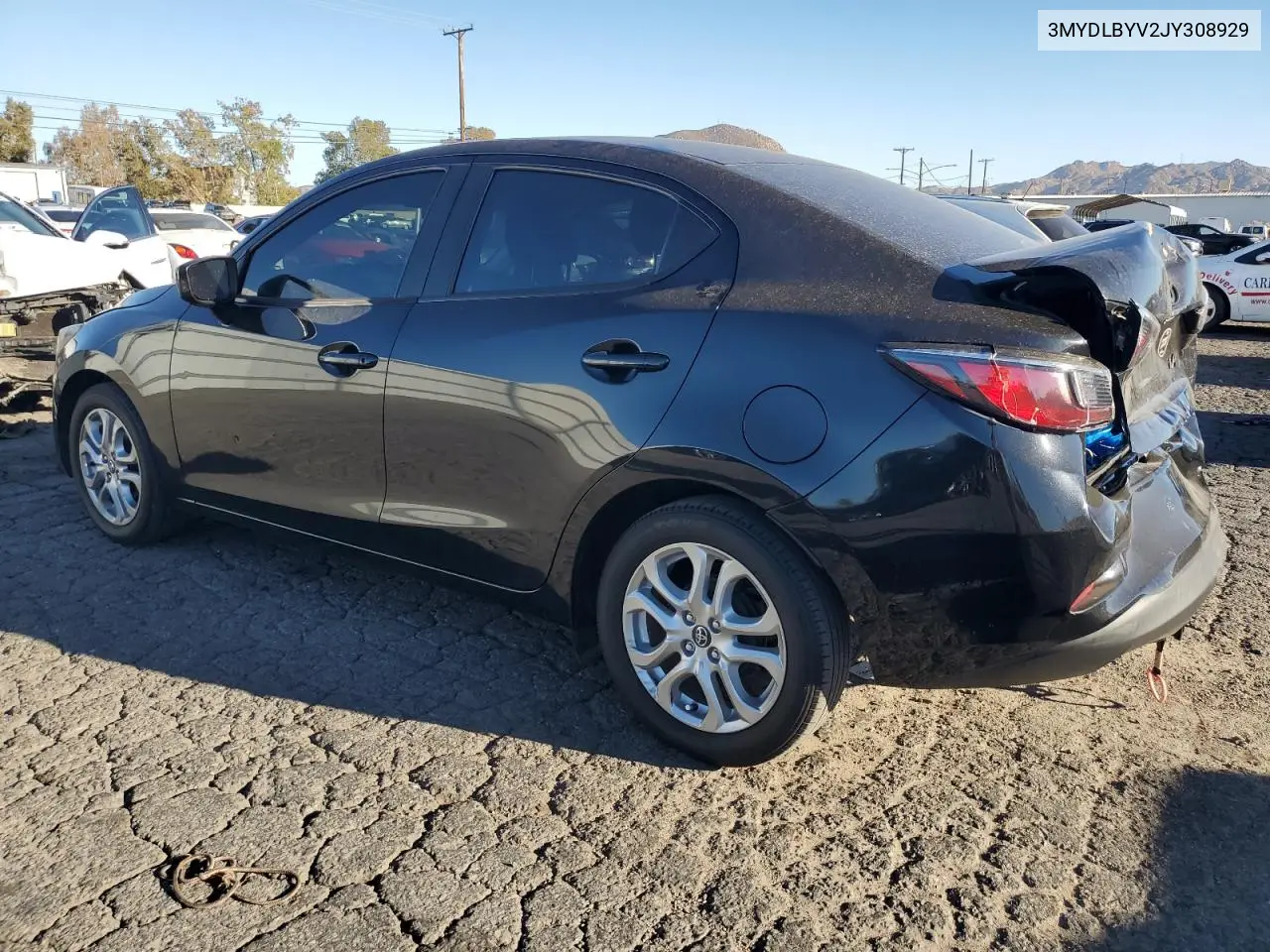 3MYDLBYV2JY308929 2018 Toyota Yaris Ia