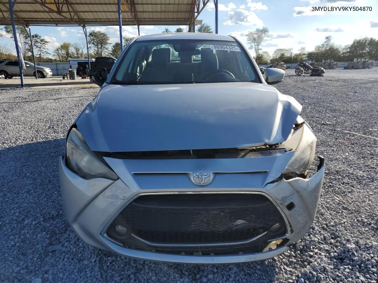 3MYDLBYV9KY504870 2019 Toyota Yaris L