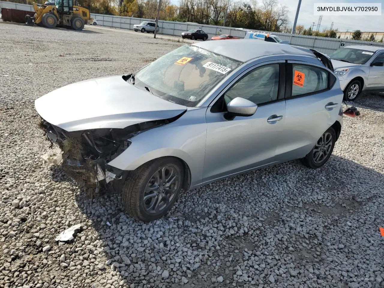 3MYDLBJV6LY702950 2020 Toyota Yaris Le