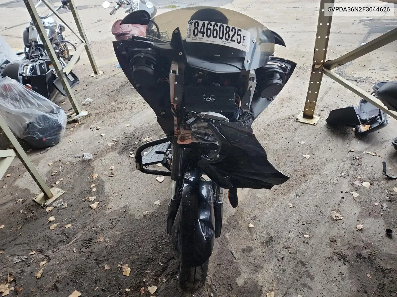5VPDA36N2F3044626 2015 Victory Motorcycles Cross Country 8-Ball