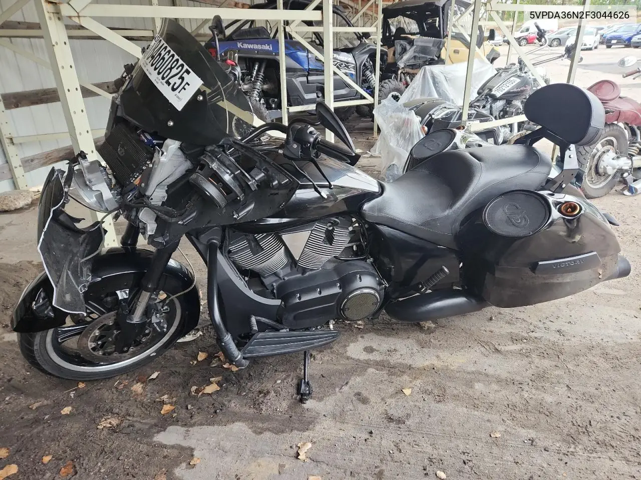 5VPDA36N2F3044626 2015 Victory Motorcycles Cross Country 8-Ball