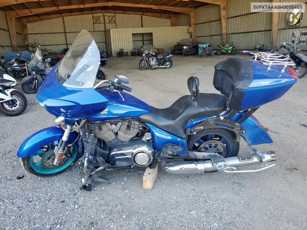 5VPXTAAA8H3058453 2017 Victory Motorcycles Cross Country Tour