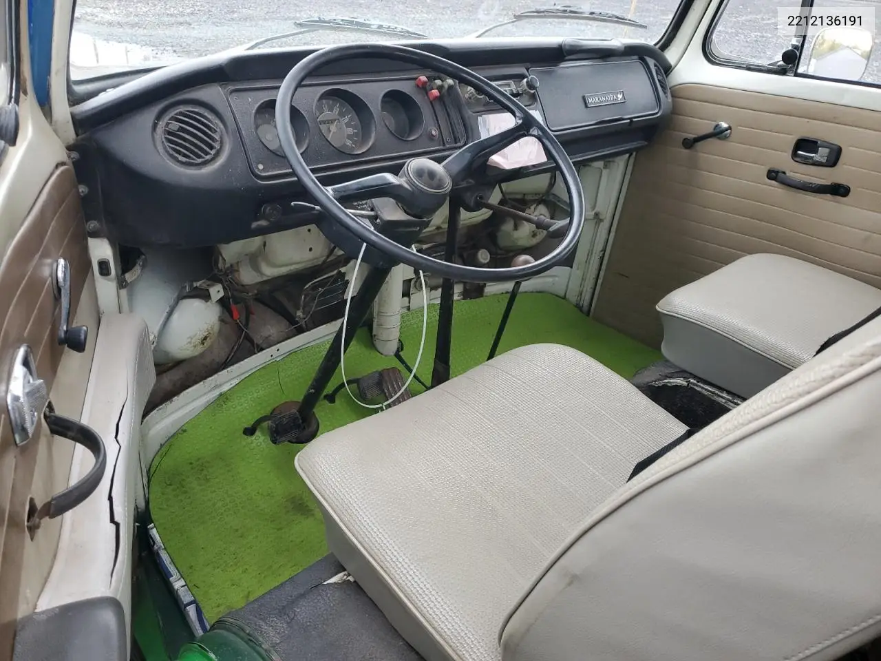 2212136191 1971 Volkswagen Bus