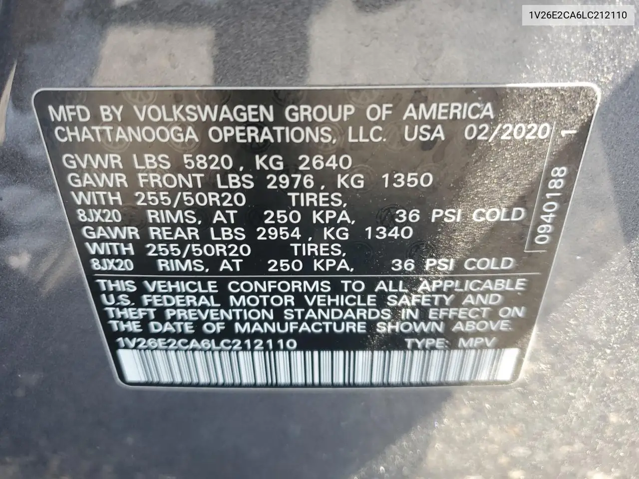 1V26E2CA6LC212110 2020 Volkswagen Atlas Cross Sport Se