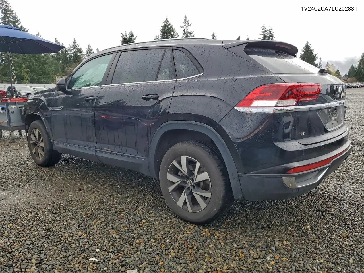 1V24C2CA7LC202831 2020 Volkswagen Atlas Cross Sport Se