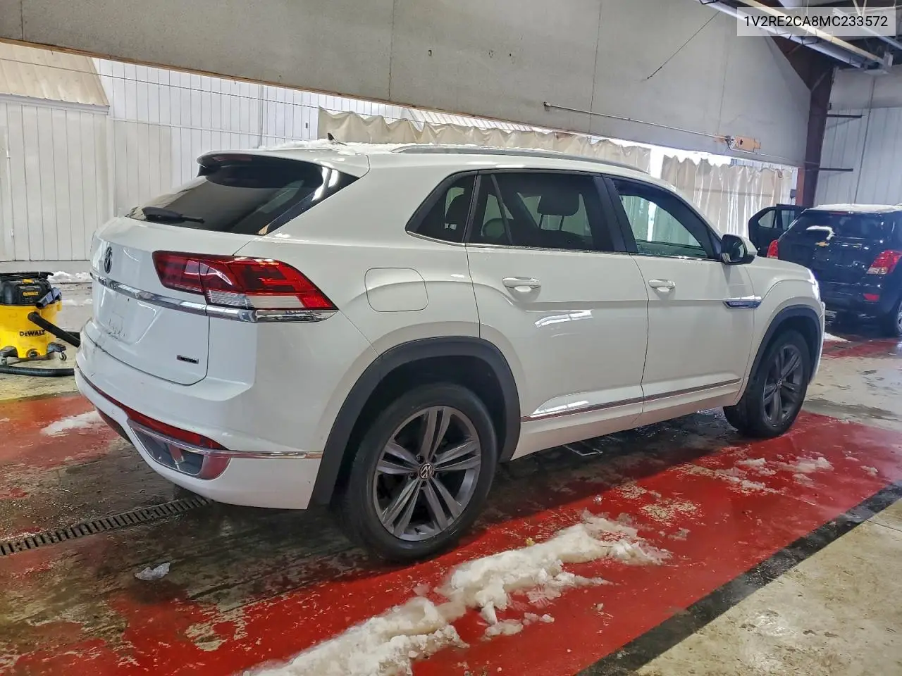 1V2RE2CA8MC233572 2021 Volkswagen Atlas Cross Sport Se