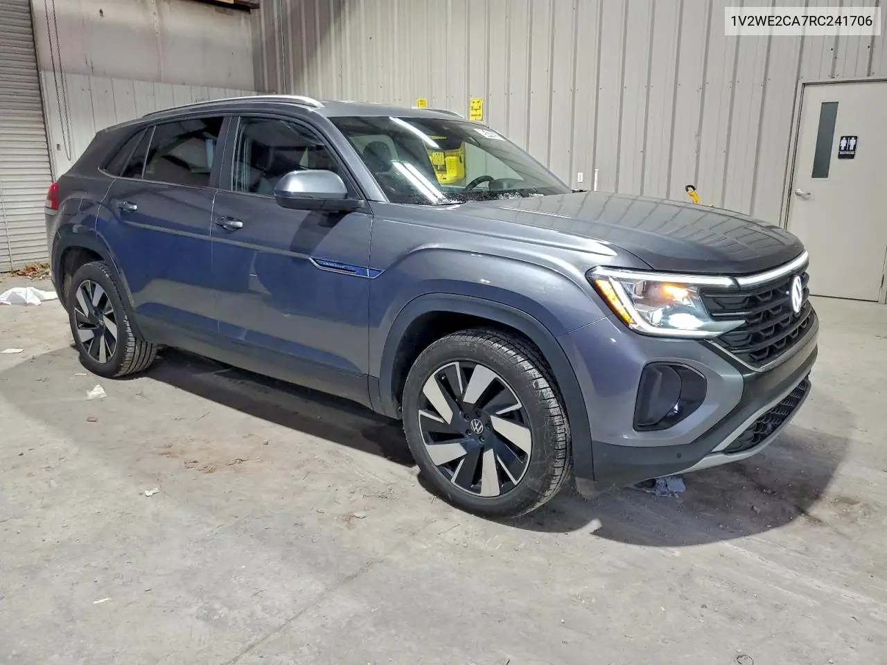1V2WE2CA7RC241706 2024 Volkswagen Atlas Cross Sport Se