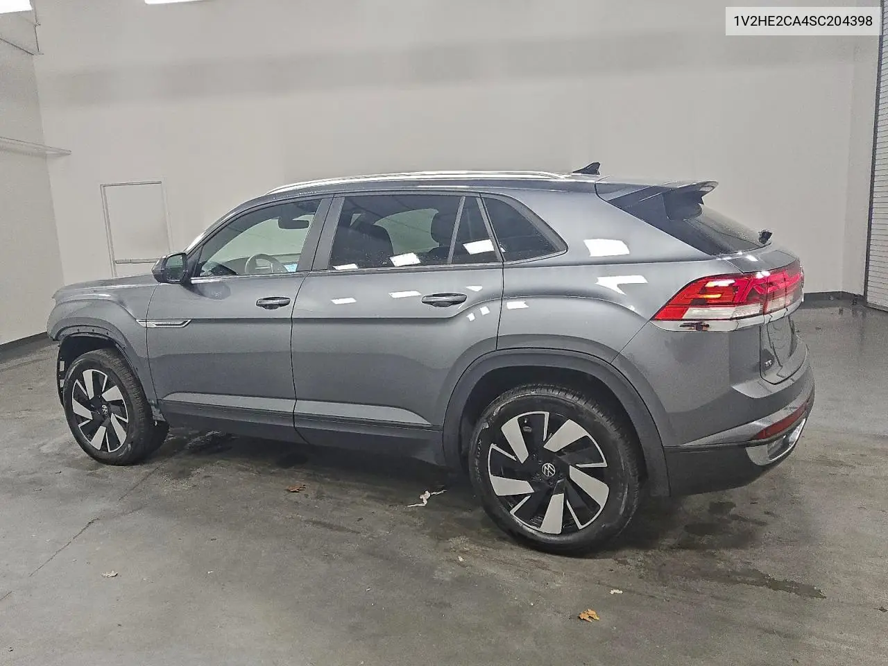 1V2HE2CA4SC204398 2025 Volkswagen Atlas Cross Sport Se