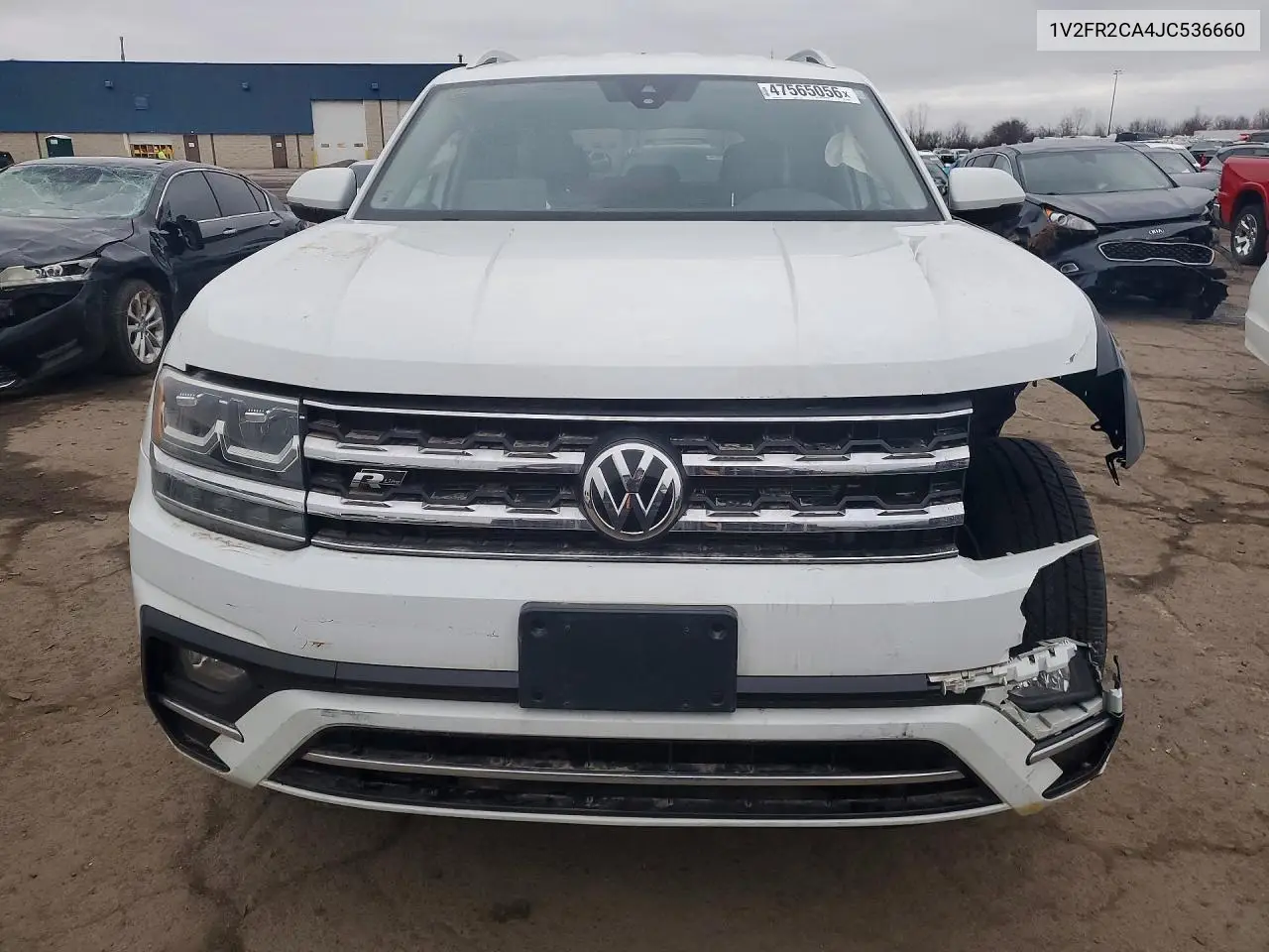 1V2FR2CA4JC536660 2018 Volkswagen Atlas Se