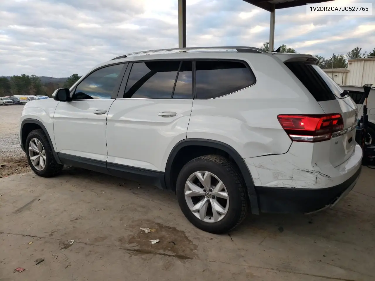 1V2DR2CA7JC527765 2018 Volkswagen Atlas Se