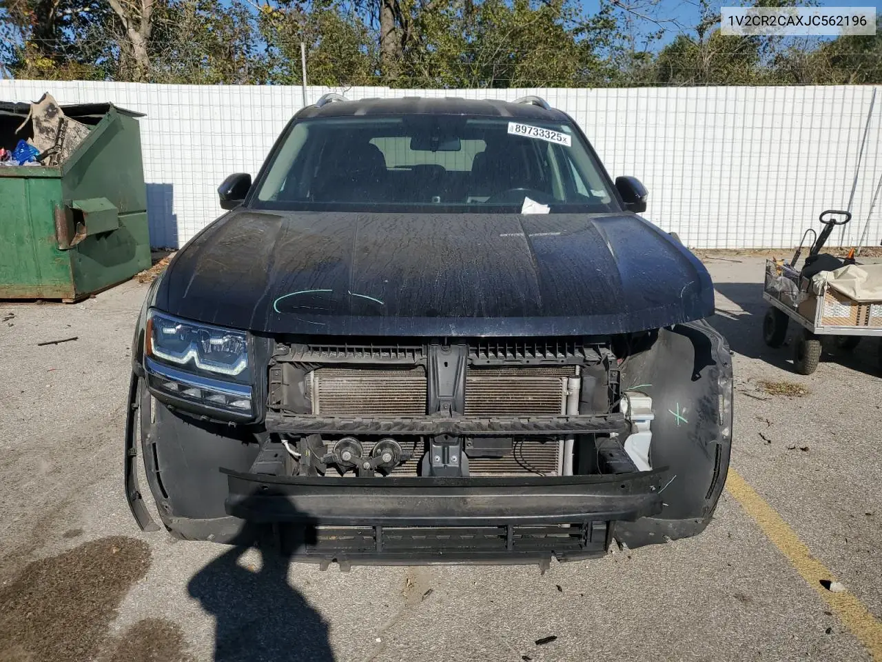 1V2CR2CAXJC562196 2018 Volkswagen Atlas Se