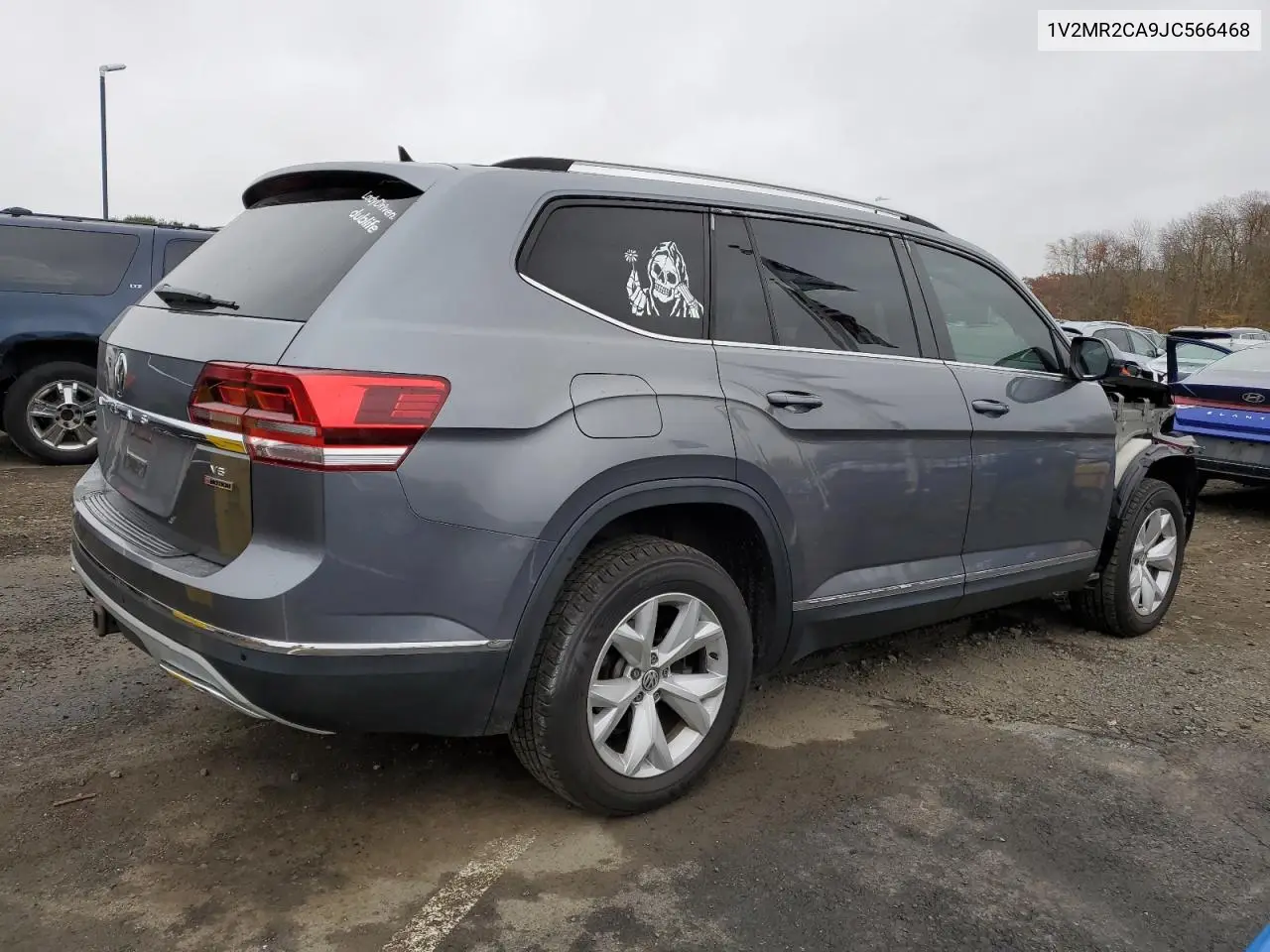 1V2MR2CA9JC566468 2018 Volkswagen Atlas Sel