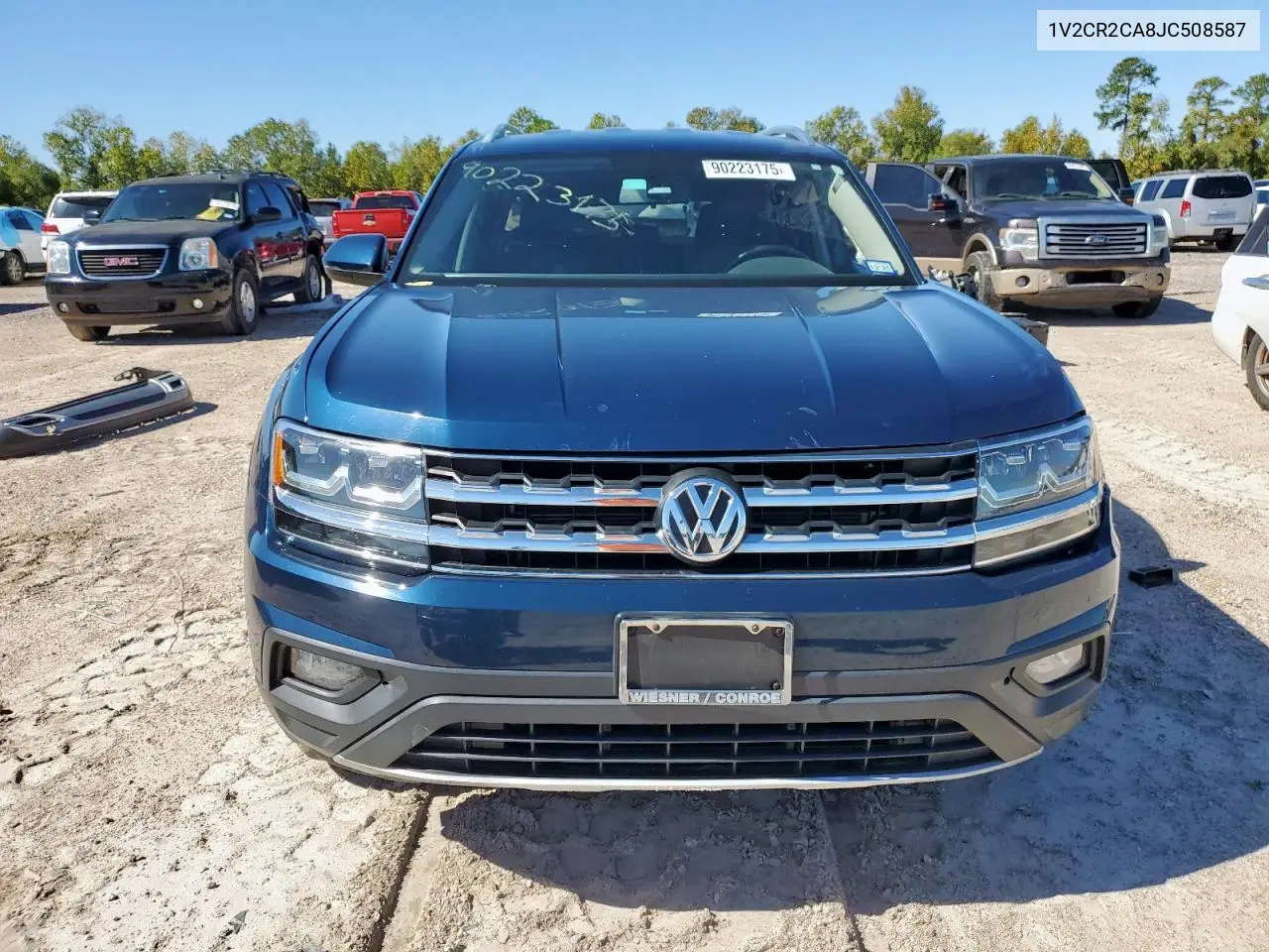 1V2CR2CA8JC508587 2018 Volkswagen Atlas Se