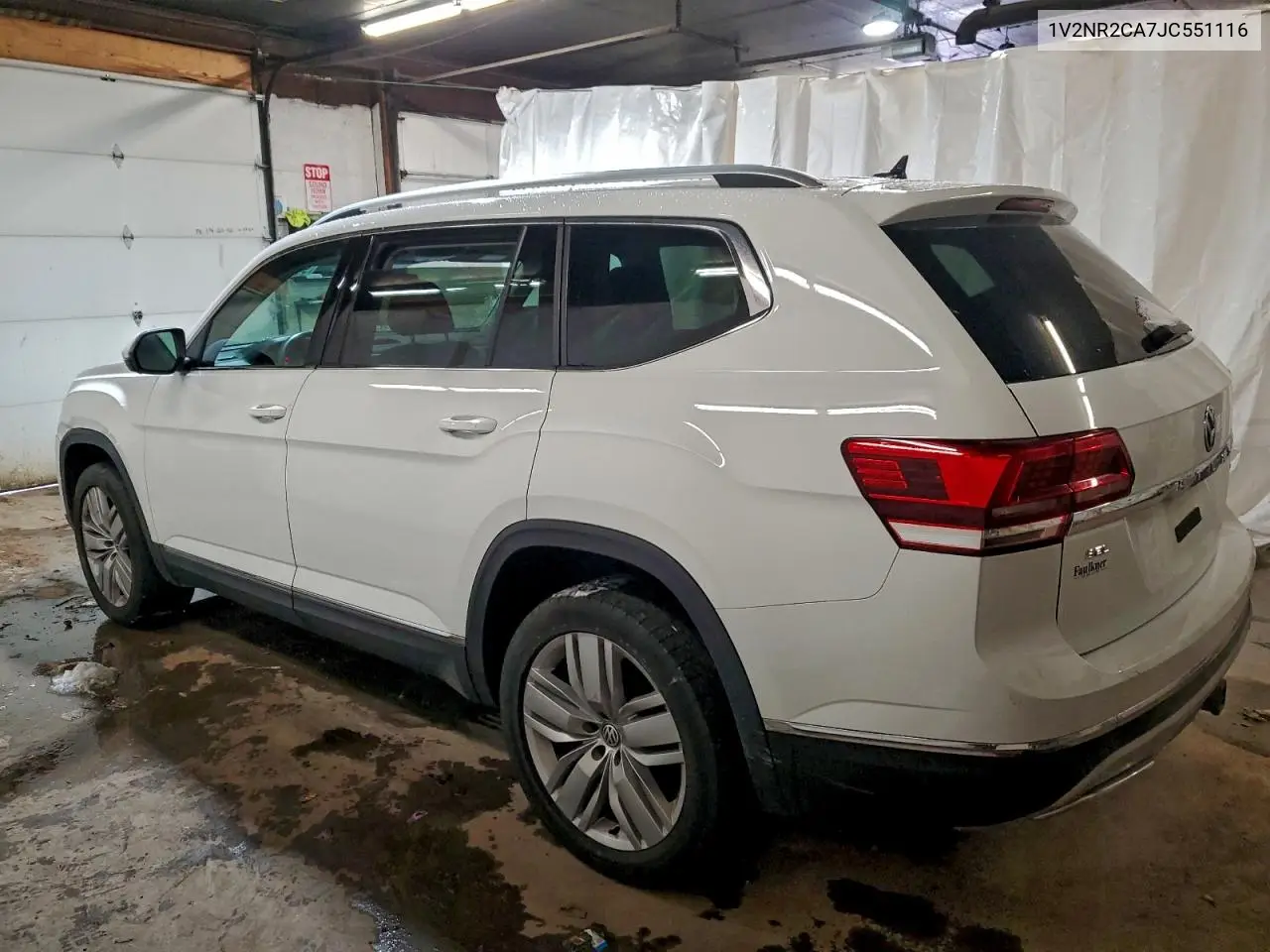 1V2NR2CA7JC551116 2018 Volkswagen Atlas Sel Premium