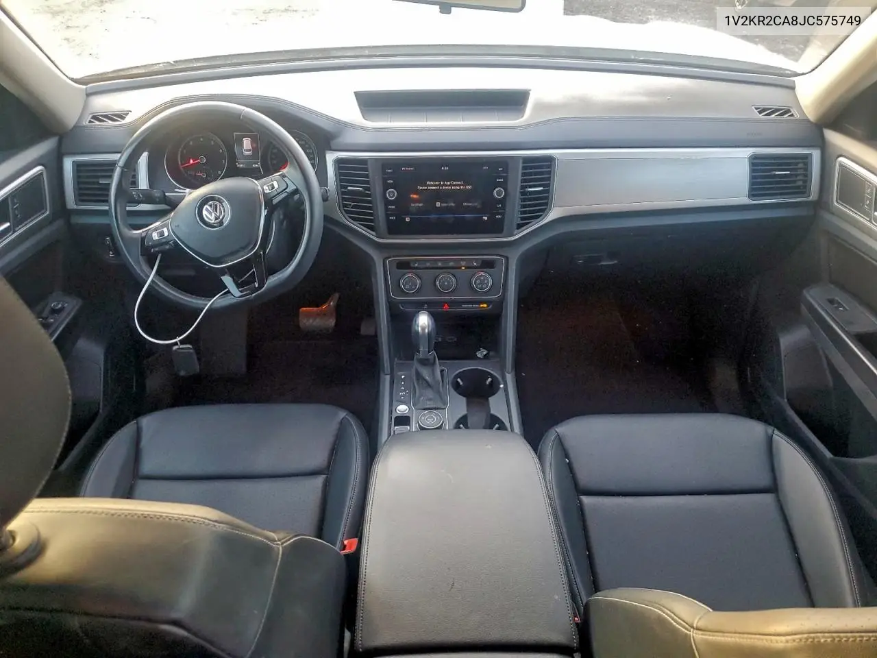 1V2KR2CA8JC575749 2018 Volkswagen Atlas Se