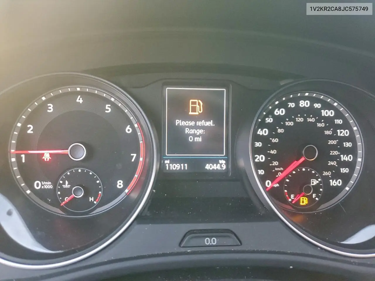 1V2KR2CA8JC575749 2018 Volkswagen Atlas Se