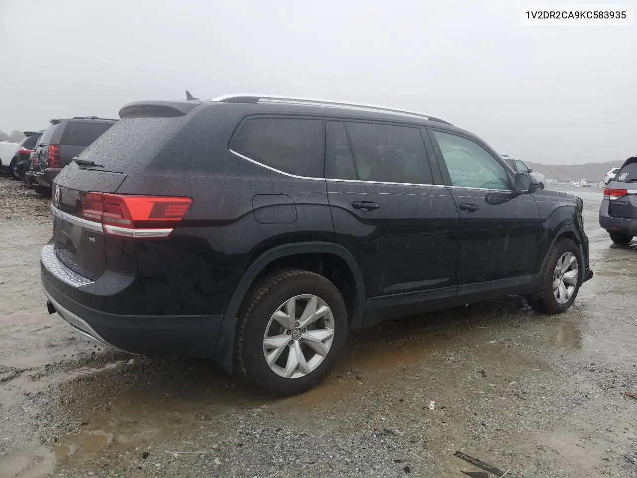 1V2DR2CA9KC583935 2019 Volkswagen Atlas Se