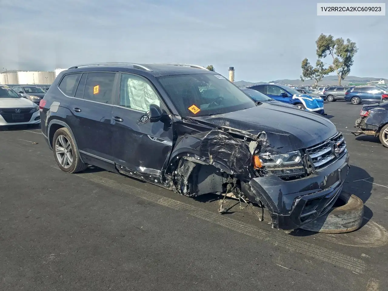 1V2RR2CA2KC609023 2019 Volkswagen Atlas Sel