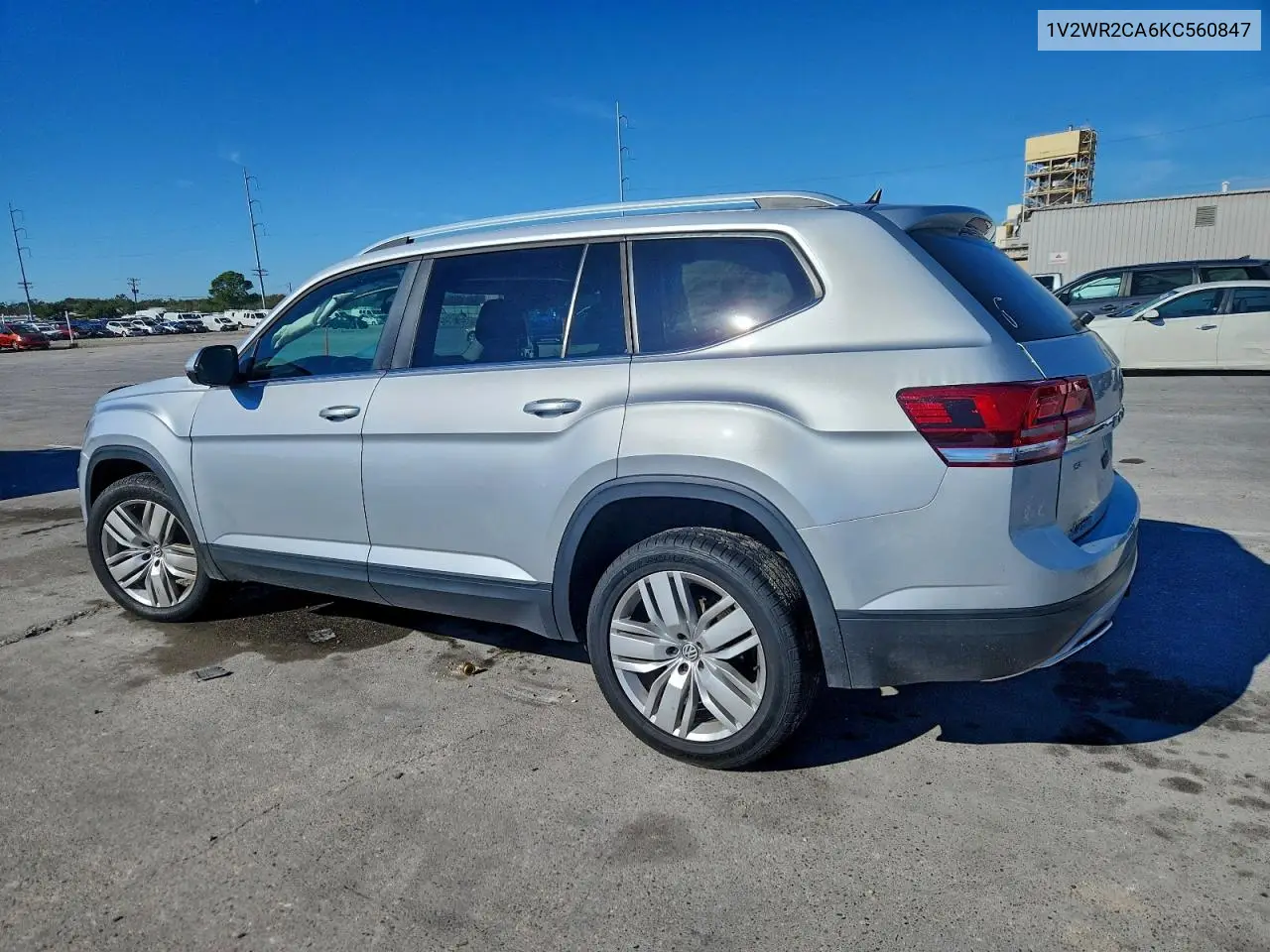 1V2WR2CA6KC560847 2019 Volkswagen Atlas Se