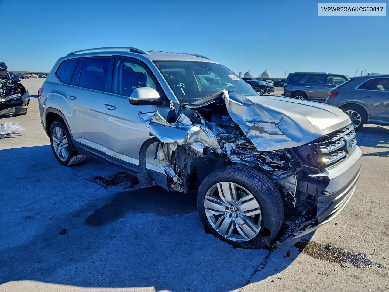 1V2WR2CA6KC560847 2019 Volkswagen Atlas Se