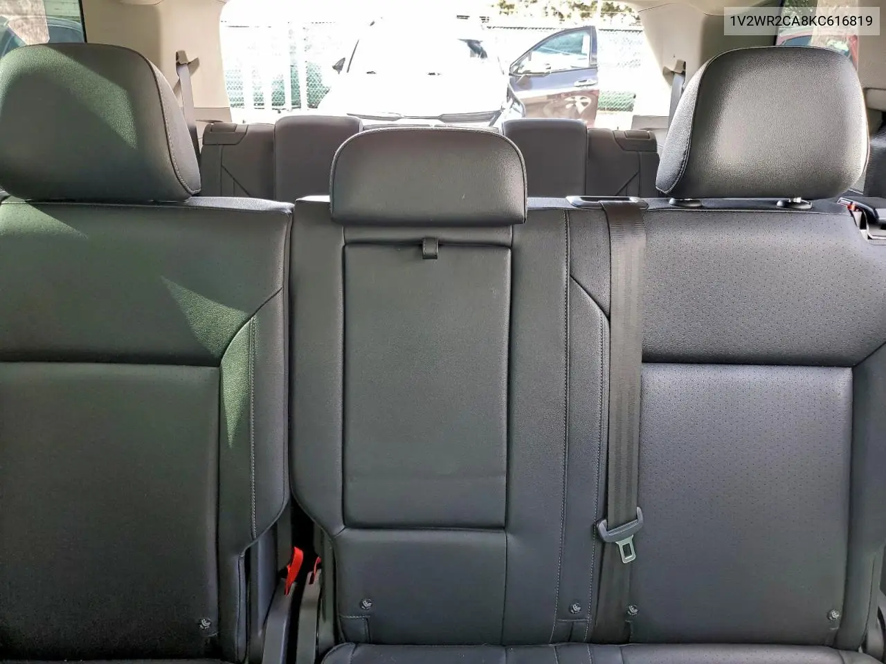 1V2WR2CA8KC616819 2019 Volkswagen Atlas Se