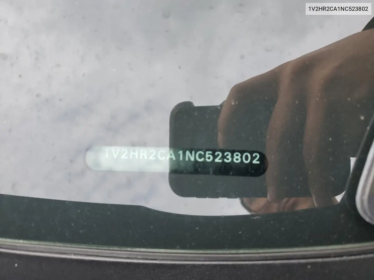 1V2HR2CA1NC523802 2022 Volkswagen Atlas Se