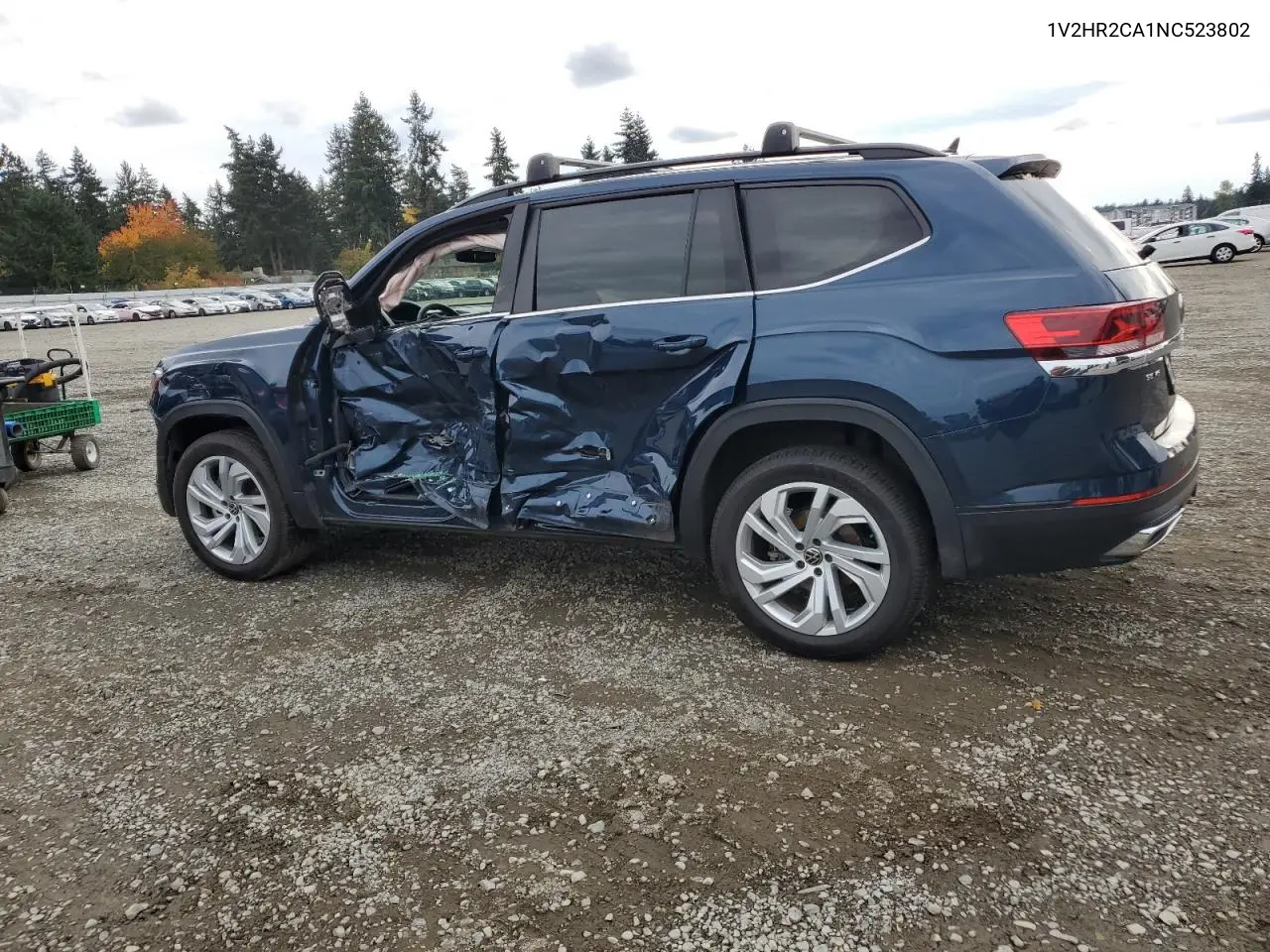 1V2HR2CA1NC523802 2022 Volkswagen Atlas Se