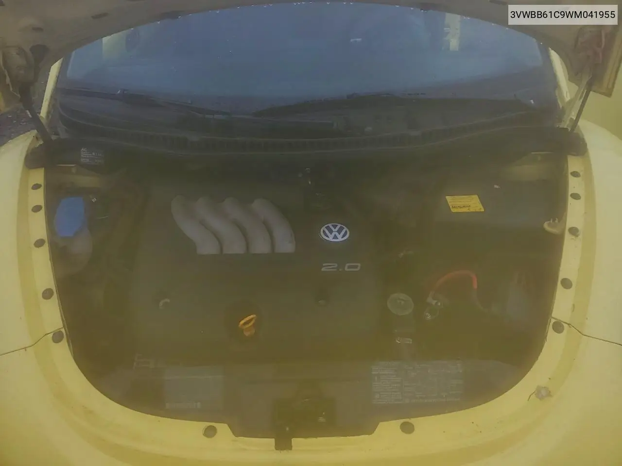 3VWBB61C9WM041955 1998 Volkswagen New Beetle